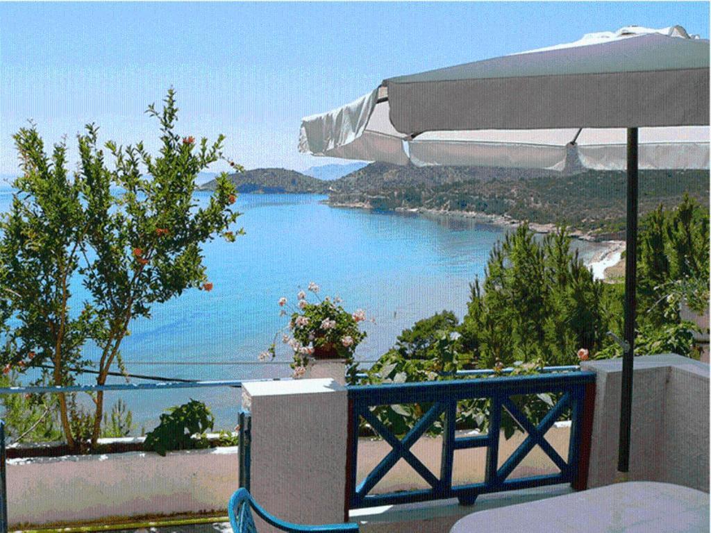 Blue Horizon Apartment Marathókampos Exterior foto